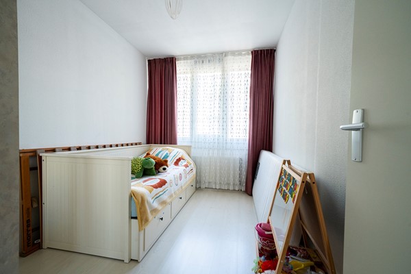 Medium property photo - Vriezenveenstraat 10, 2541 RZ Den Haag